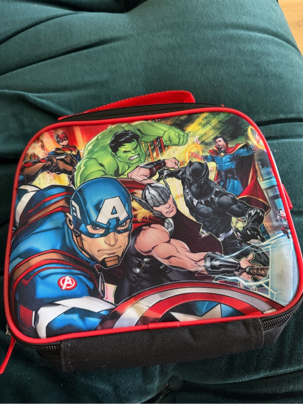 Marvel Avengers Lunch Tote – Red, Blue, Green